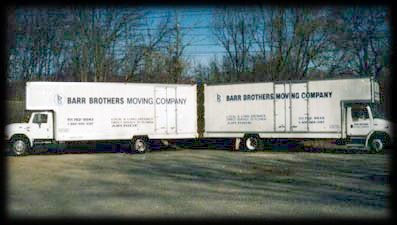 2trucks.jpg (21814 bytes)